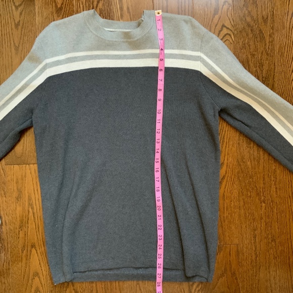 ROOTS Men's Sweater Grey Cotton with Stripes.  Size M. - Picture 4 of 7